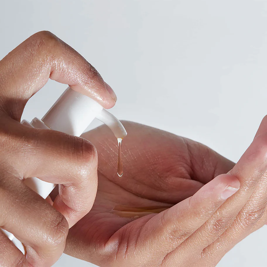 Medik8 Lipid-Balance Cleansing Oil (140ml) - Image 3